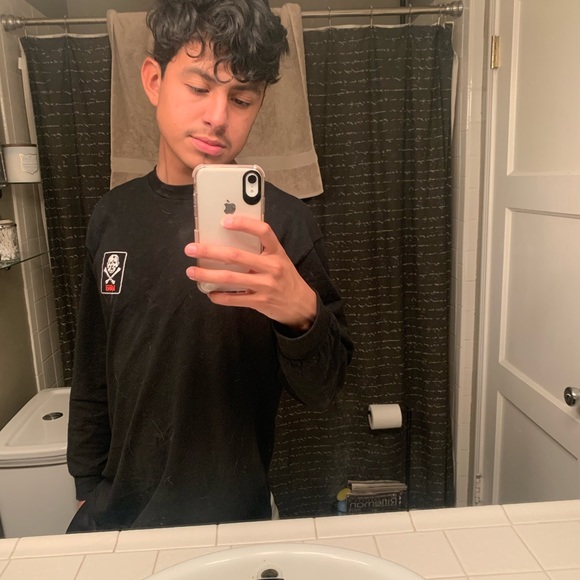 Meet your Posher, Isaac - Picture 1 of 1